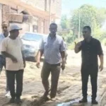 تمهيد طريق ترعة “عيوشة” في أرمنت بالأقصر