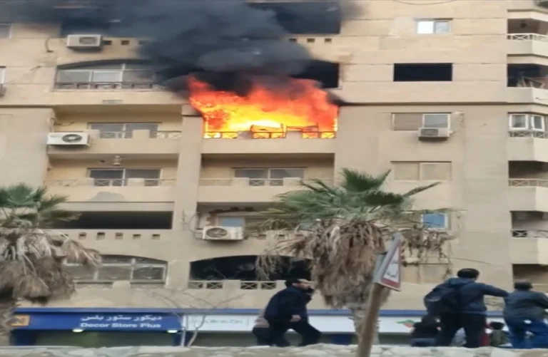 الدخان القاتل الذي يسبق النار: كيف يحدث ذلك؟