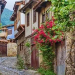 جومالي كيزيك.. قرية عثمانية تحتضن عبق التاريخ