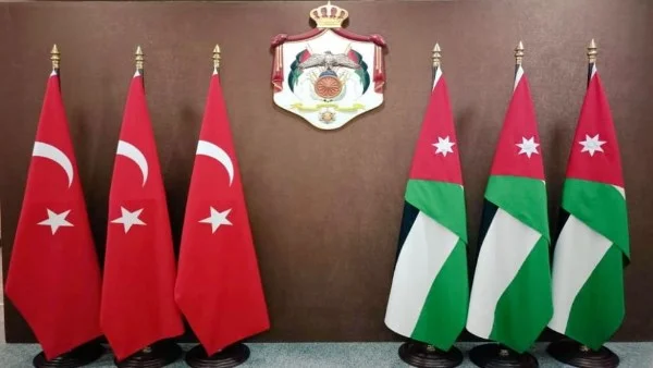 الأردن وتركيا تؤكدان ضرورة إنهاء التصعيد الإقليمي
