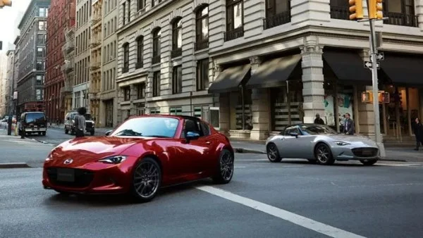 مازدا رودستر MX-5 موديل 2027 يتألق في السعودية