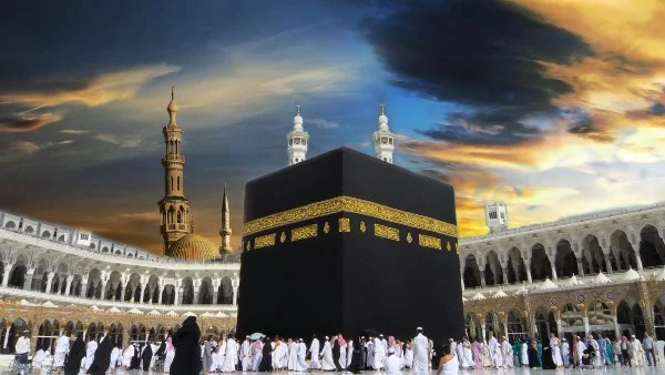 تطبيق "رفيق" يحمي معتمري مصر من السماسرة