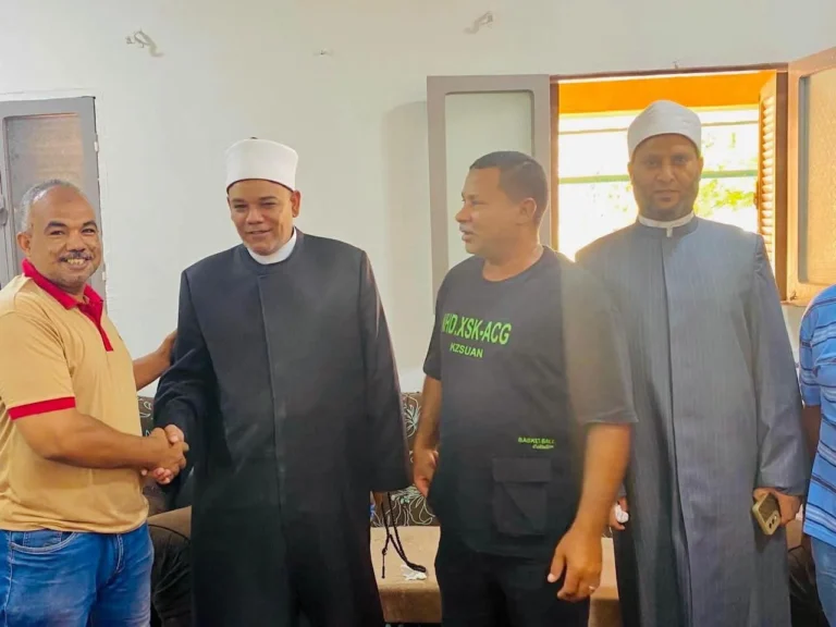وكيل أوقاف البحر الأحمر يتفقد مساجد رأس غارب