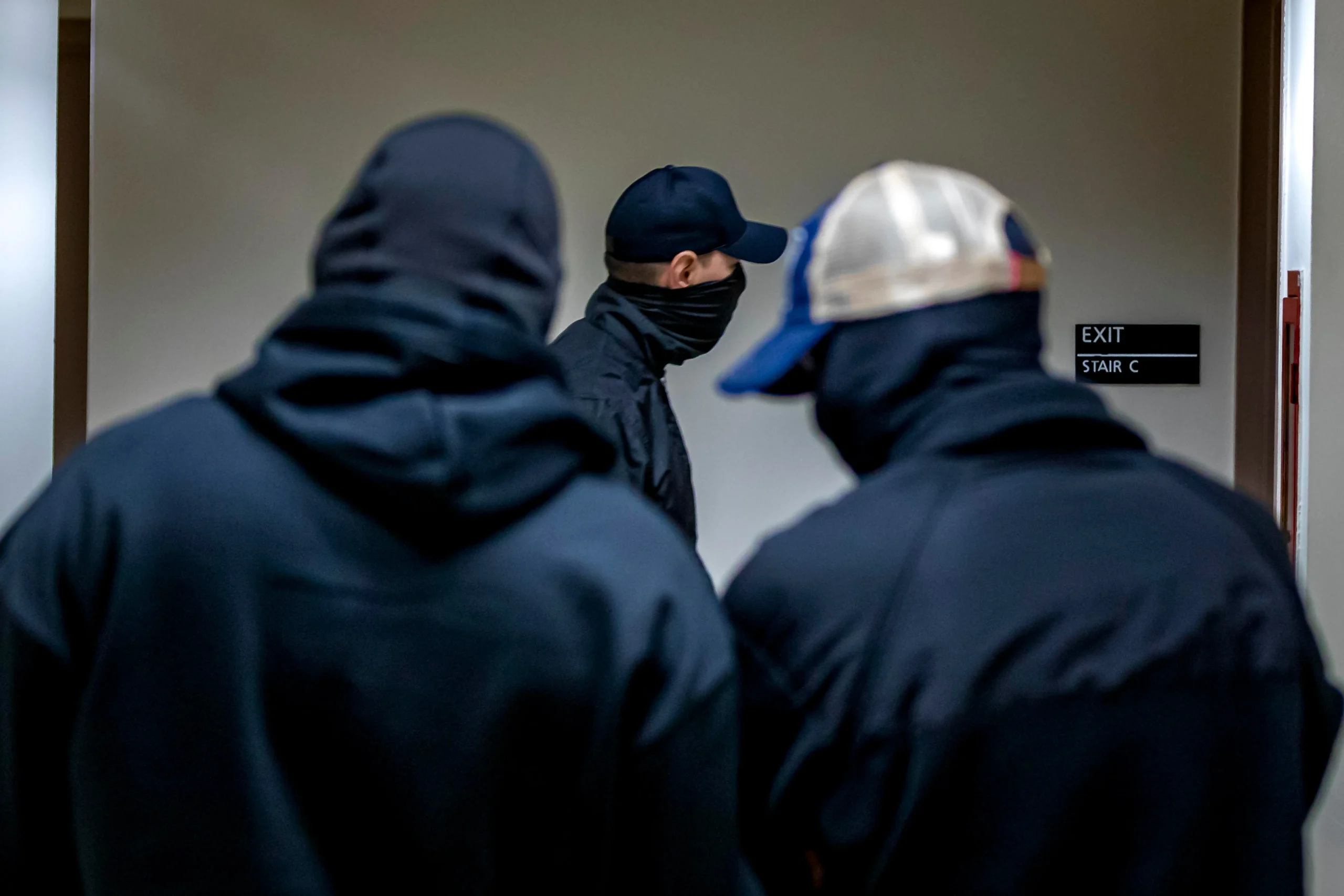 تغييرات في تحقيقات الـFBI بشأن وكالات الهجرة