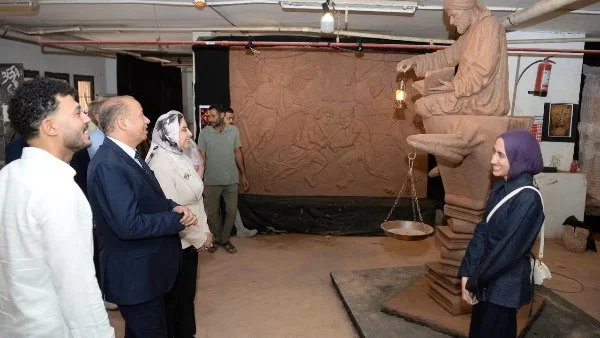 مشروع "نجد" لنورهان العباسي يحصد جوائز في فنون المنصورة