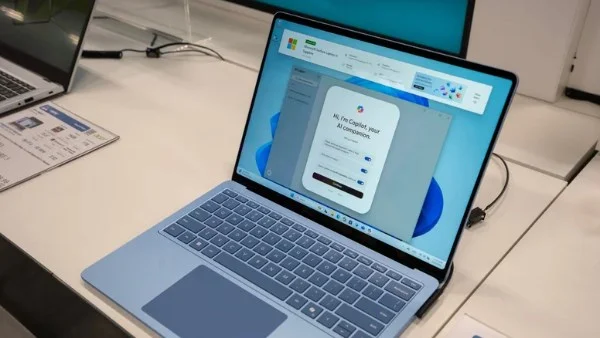 حواسيب جديدة تفوق ماك بوك إير بأداء ممتاز وأسعار أقل