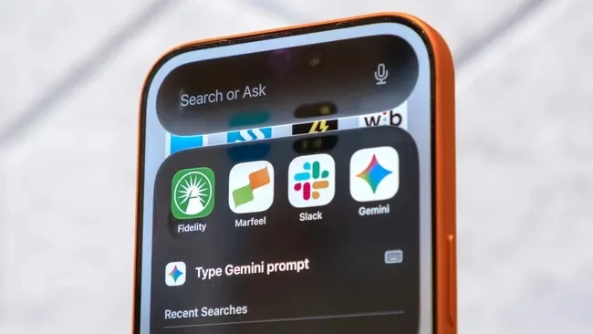 Siri يتحدث بصوت بشري في iOS 27