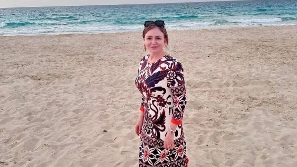 إلهام شاهين تسحر الجمهور بإطلالتها الصيفية الجديدة