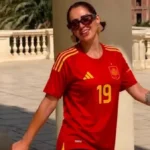 ياسمين رئيس تحتفل بفوز منتخب إسبانيا بكأس العالم