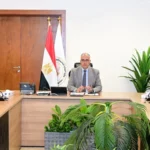 وزير الري يتابع دراسة منظومة التحكم في ورد النيل
