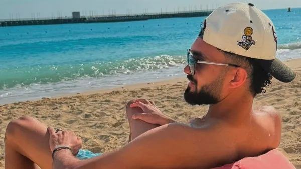 تحديات سامسونج مع طموحات آبل في سوق الهواتف القابلة للطي