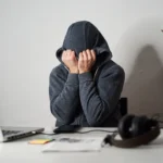 العمل من أجل التأمين الصحي: أزمة تؤرق 25% من الأمريكيين