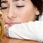 أسباب الاستيقاظ المبكر رغم السهر