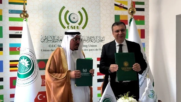 عمرو الليثي يوقع بروتوكول تعاون مع هيئة حقوق الإنسان
