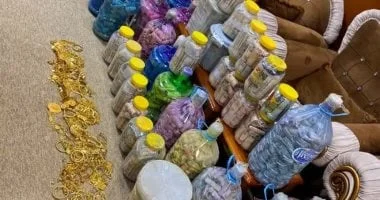 العثور على 60 كيلو ذهب في جراج أحد أقارب مسئول عراقي