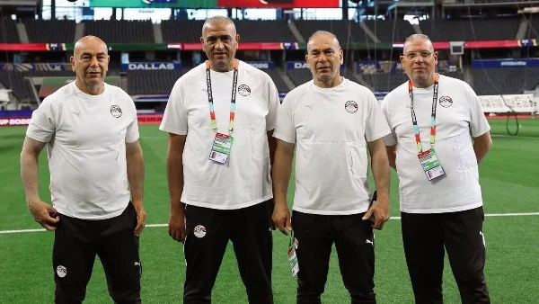 جولة تفقدية للجهاز الفني لمنتخب مصر قبل مواجهة أستراليا
