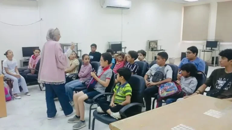 تعزيز الوعي الرقمي من خلال "جيل الحاسب الآلي"