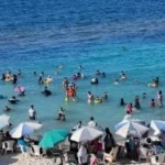 مصيف مطروح والساحل الشمالي ملاذ الهاربين من الحر