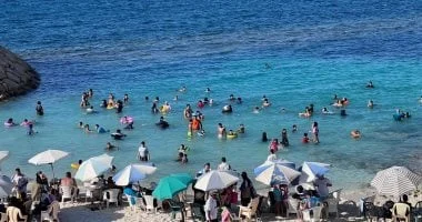 مصيف مطروح والساحل الشمالي ملاذ الهاربين من الحر