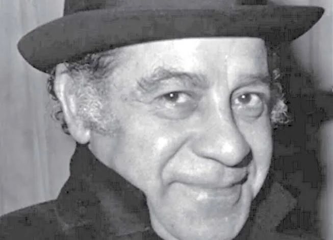 محطات في حياة أمين الهنيدي