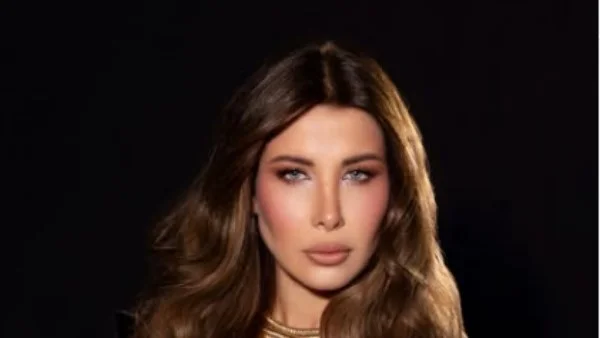 نانسي عجرم تتألق بفستان أسود أنيق