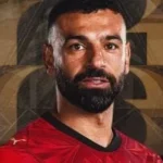 محمد صلاح يبكي فرحًا بتأهل منتخب مصر لدور الـ 16