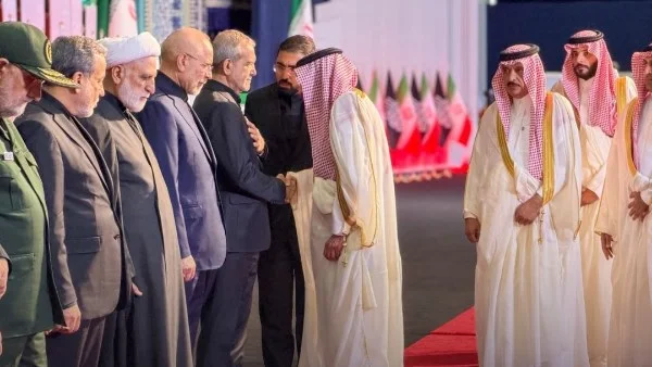 السعودية تبعث تعازيها لإيران في وفاة خامنئي