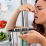 خطوات بسيطة للتخلص من رائحة الثلاجة الكريهة