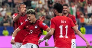 تهنئة السادات للمنتخب الوطني ودورها في بناء الإنسان