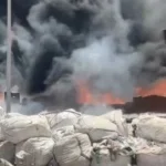 حريق بمخلفات في مصنع بمدينة 6 أكتوبر