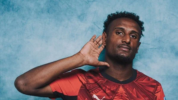 مشاركة هيثم حسن مع المنتخب المصري قانونية وفق خبير لوائح