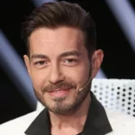 أحمد زاهر يكشف عن مشاعر لحظة علمه بحمل ابنته ليلى