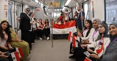 جولة ميدانية لطلاب مصر الجديدة في مشروع المونوريل