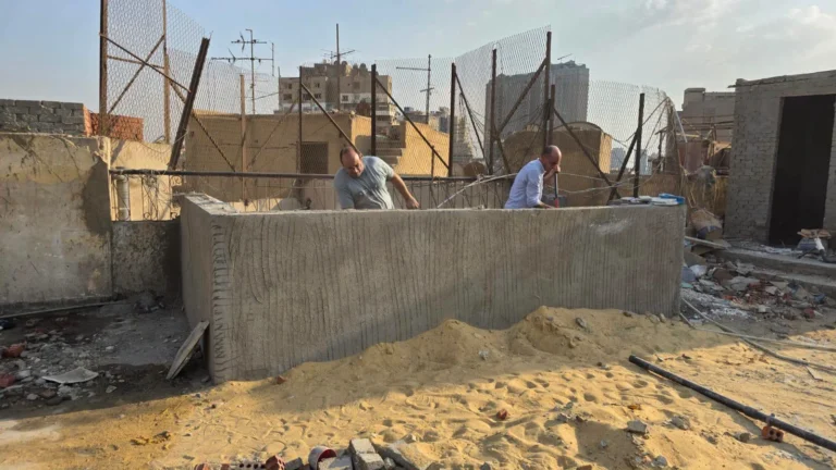 مصادرة معدات بناء مخالف في حي شبرا