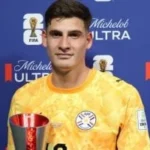 حارس باراجواي يتوج بلقب أفضل لاعب أمام فرنسا