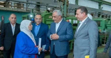 زيارة وزير الإنتاج الحربي لشركة حلوان للصناعات الهندسية
