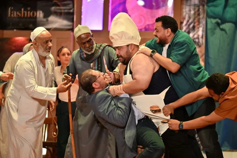 قومية الفيوم تقدم "الڤتارين" في مهرجان المسرح