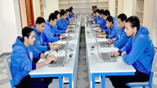 مستقبل المدارس التكنولوجية التطبيقية وتأثيرها على التعليم