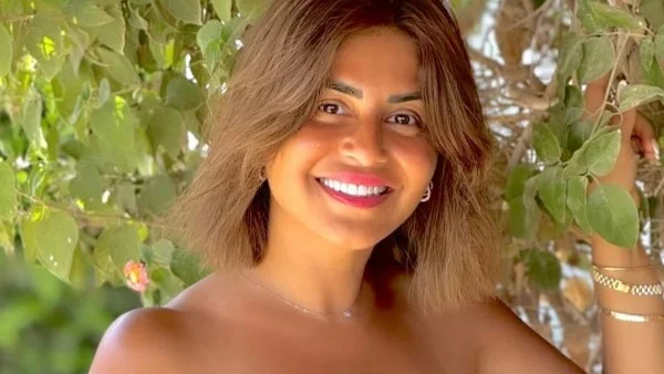 منة فضالي توضح أسباب انسحابها من "عيلة عاملة عمايل"