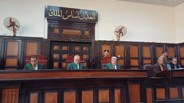 تأجيل محاكمة عصابة تهريب 932 ألف قرص كبتاجون بأسيوط
