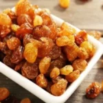 فوائد الزبيب الصحية عند تناوله يوميًا