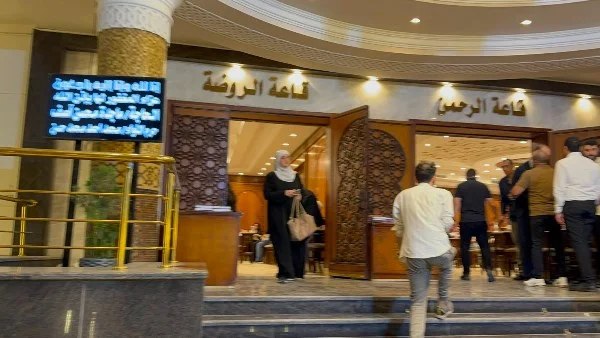 عزاء والدة حسام الدين محمد في مسجد الشرطة