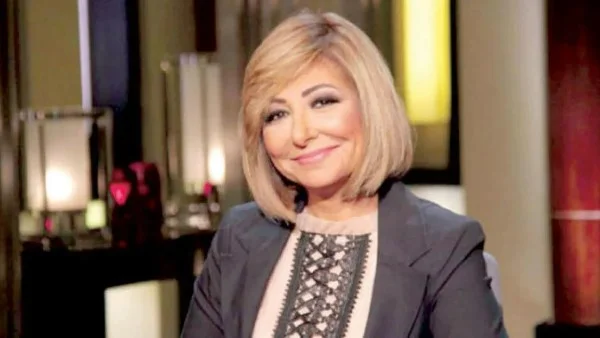 لميس الحديدي تشيد بألبوم عمرو دياب الجديد "حبيتك"