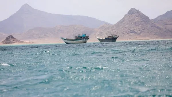 تغييرات في مسارات ناقلات النفط بالبحر الأحمر