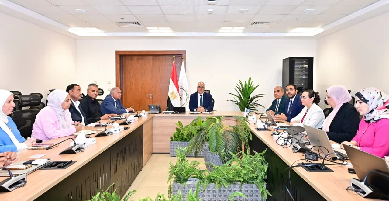 تطوير تطبيق لقياس استهلاك المياه في الزراعة