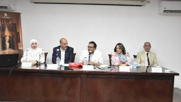 فهم المتلقي طريق استعادة جمهور المسرح المصري
