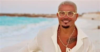 عمرو دياب يتصدر منصات الموسيقى بألبوم "حبيتك"