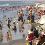 تحذير جديد من رئاسة مدينة جمصة بشأن مياه البحر