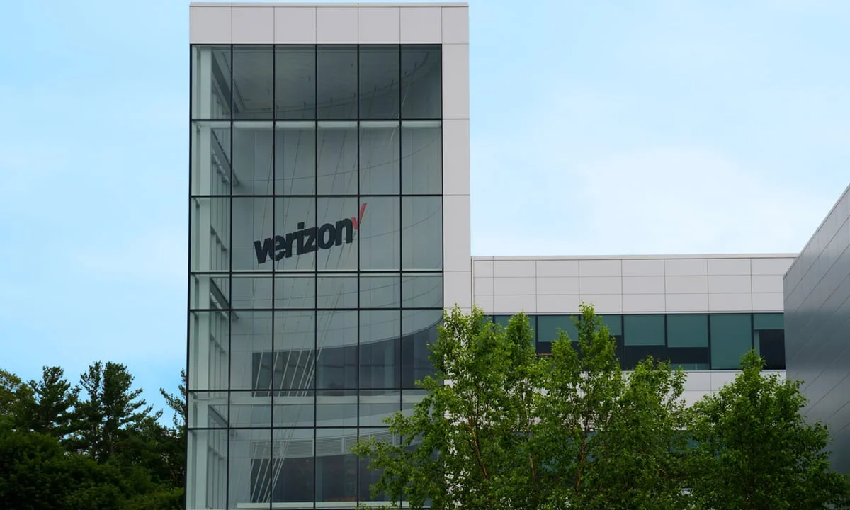 Verizon توقع اتفاقية ألياف مظلمة بقيمة مليار دولار مع جوجل