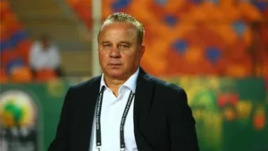 غزل المحلة يهنئ شوقي غريب بتعيينه مديرًا فنيًا للاتحاد